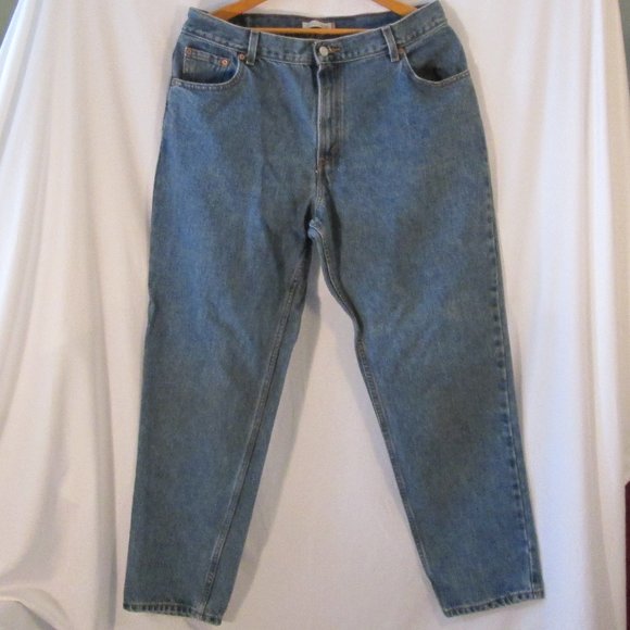 LEVI"S Women's Relaxed Tapered Blue Jeans Sz 16M Zipper Fly Button Waist - Picture 1 of 7